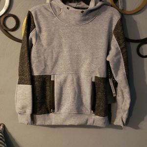 Amongst Others Kid’s Gray Hooded Pullover Sweatshirt Size M